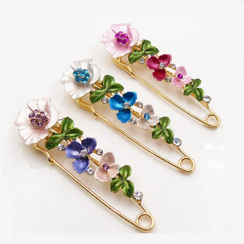 Broche à fleurs élégante pour femmes