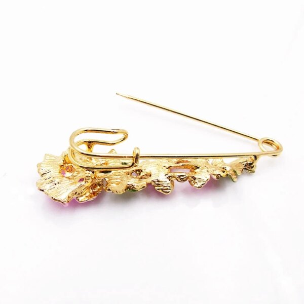 Broche à fleurs élégante pour femmes – Image 6