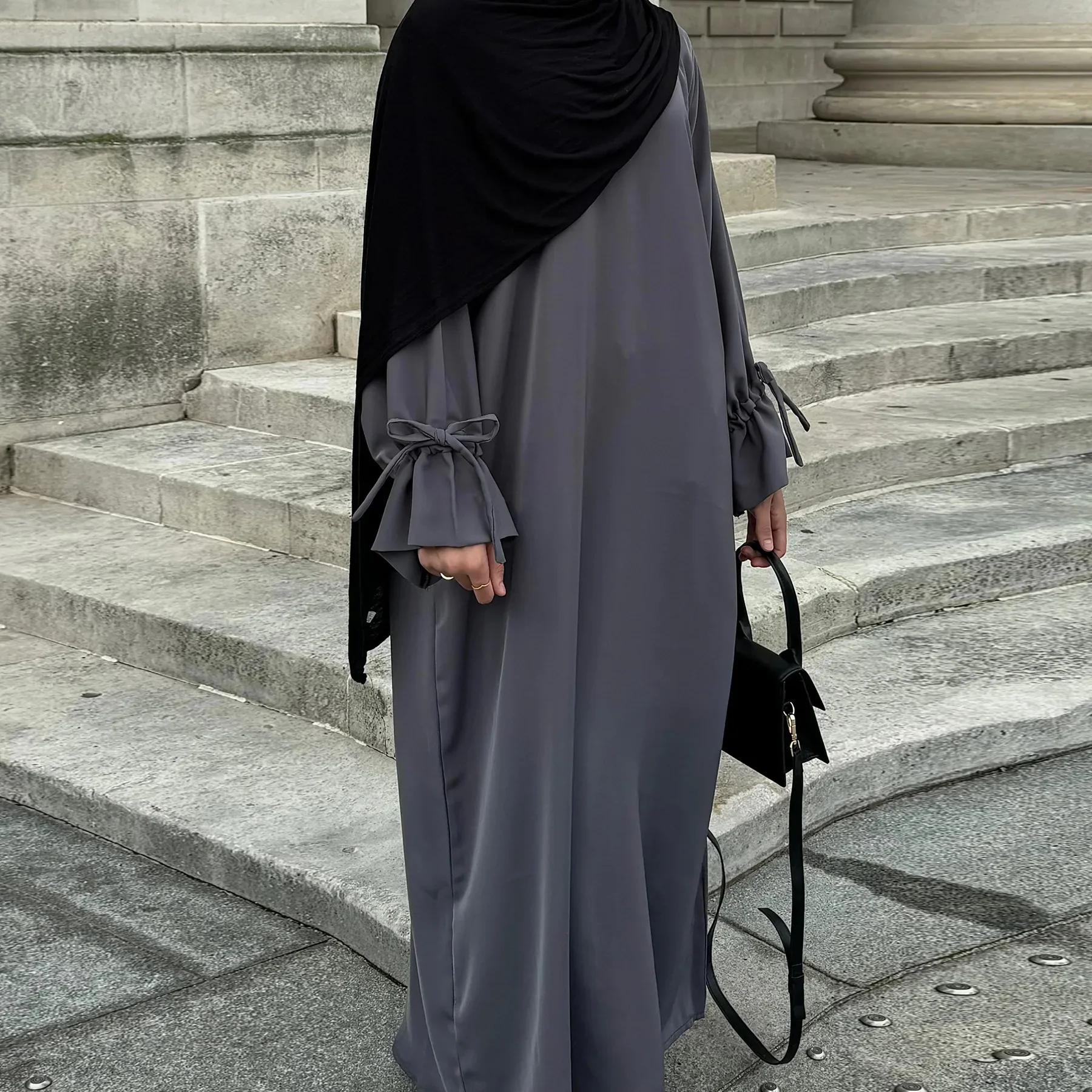 Robe musulmane élégante à lacets – Style Abaya Jalabiya 2025