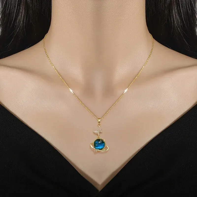 Collier de luxe léger en titane et acier pour femmes Collier de luxe léger en titane et acier pour femmes