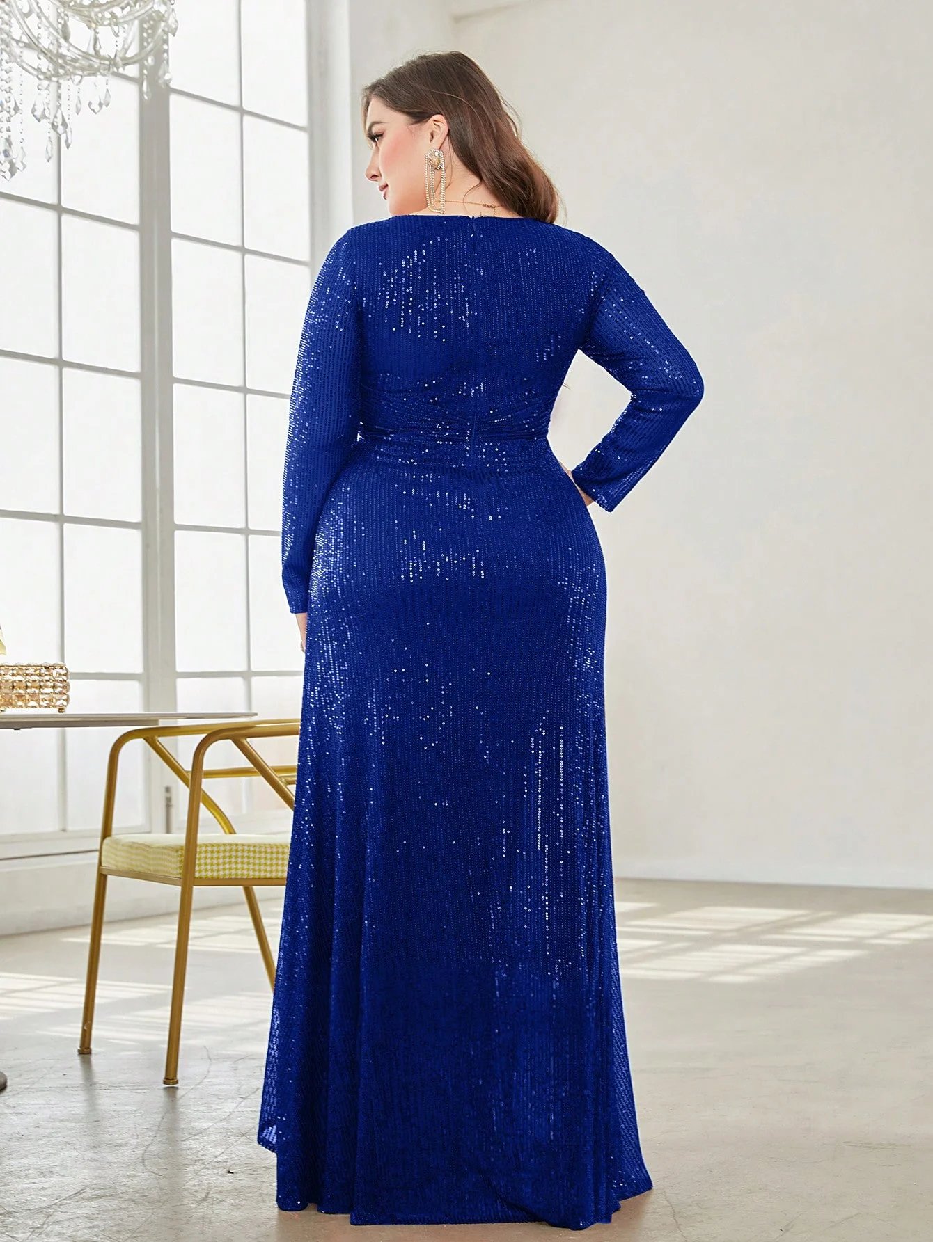 Robe de soirée de luxe grande taille, col en v, manches longues, paillettes, élégante Robe de soirée de luxe grande taille, col en v, manches longues, paillettes, élégante
