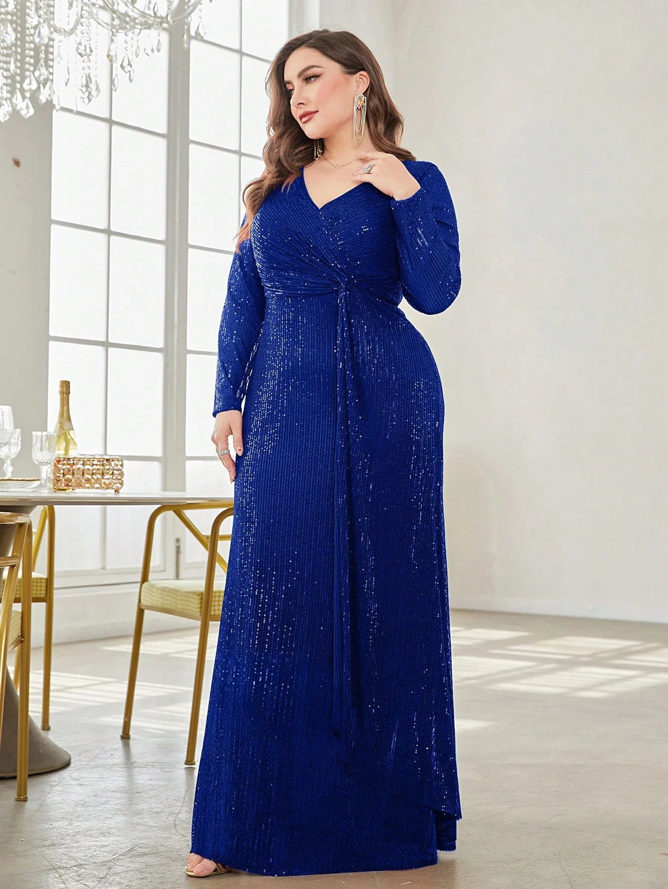 Robe de soirée de luxe grande taille, col en v, manches longues, paillettes, élégante Robe de soirée de luxe grande taille, col en v, manches longues, paillettes, élégante