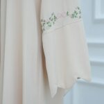 Abaya Hijab Luxueuse Brodée Fleurie – Style Dubaï Élégant – Image 14