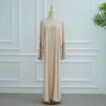 Abaya Hijab Luxueuse Brodée Fleurie – Style Dubaï Élégant – Image 3