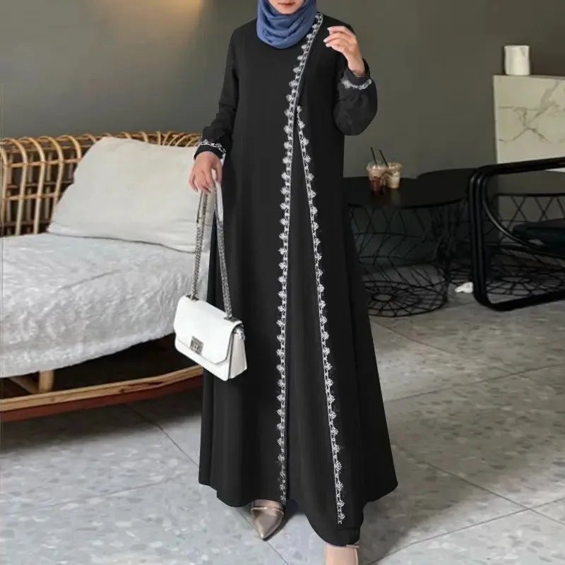 Robe dentelle longue élégante Ramadan luxe pudique