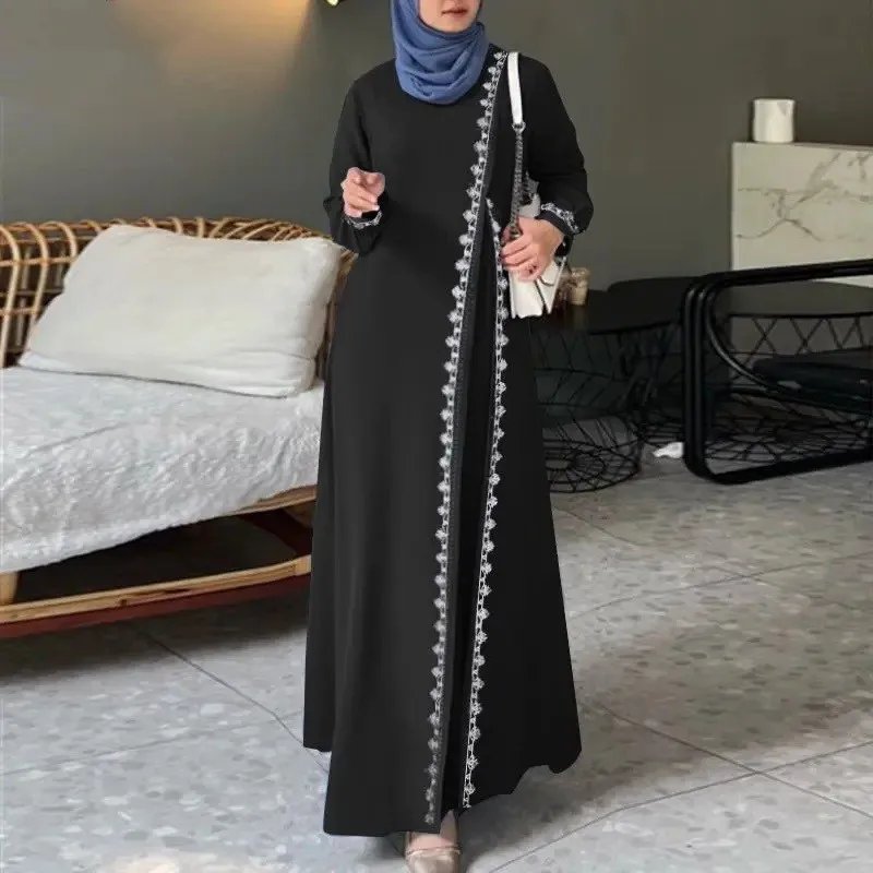 Robe dentelle longue élégante Ramadan luxe pudique