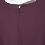 Abaya unie élégante pour femme musulmane, idéale Ramadan et Eid. Coupe longue fluide, tissu confortable et opaque pour un style chic. – Image 8