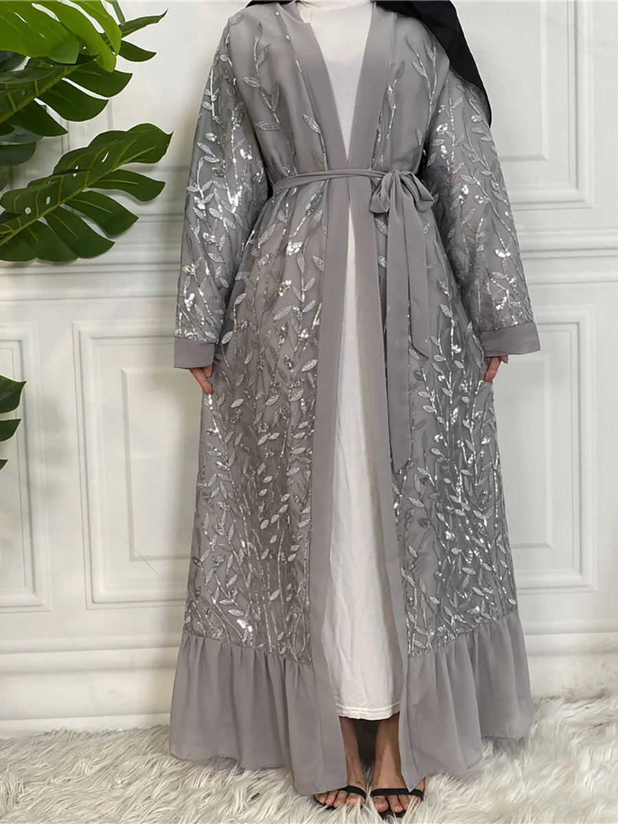 Robe en mousseline de soie brodée pour femmes