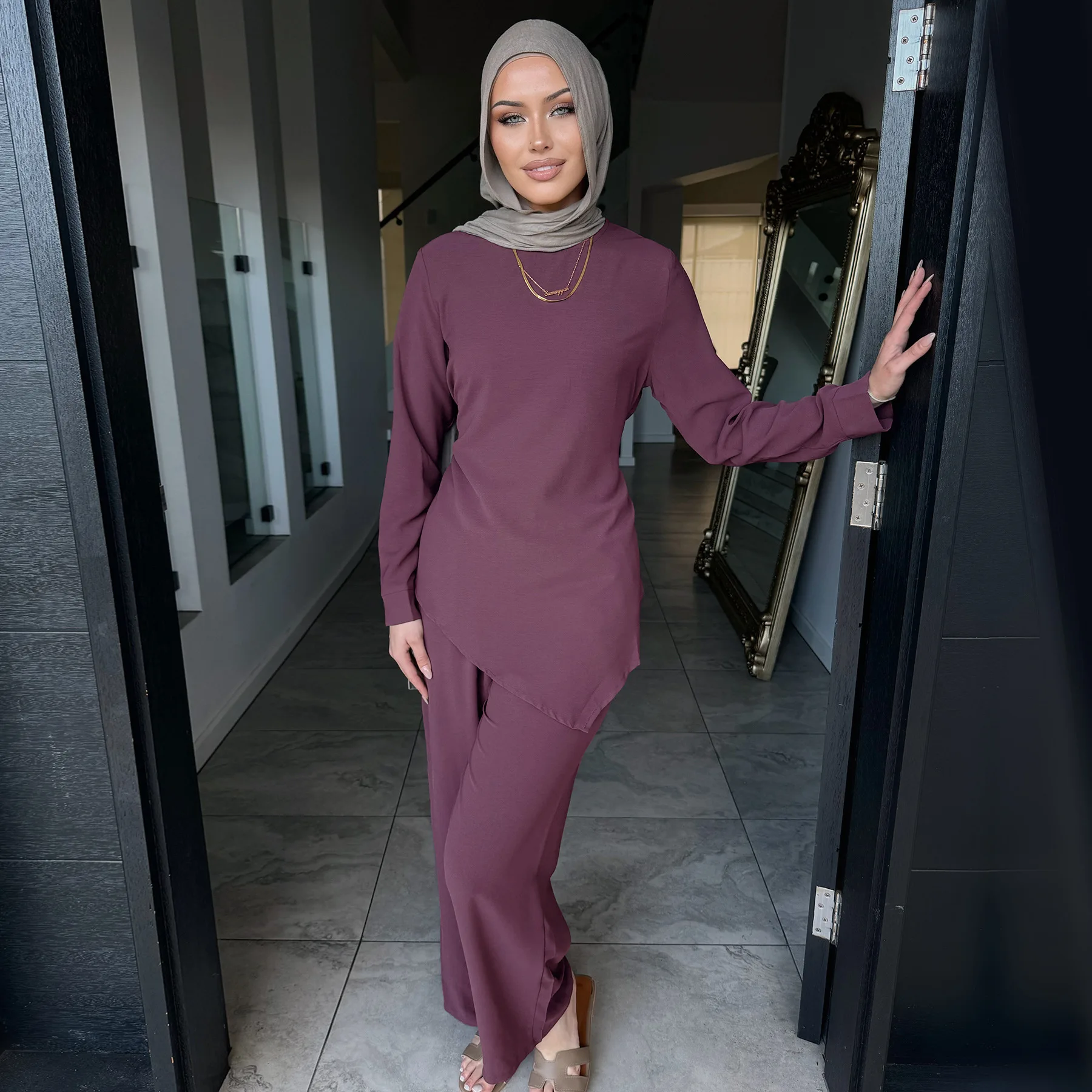 Tenue unie de couleur violet
