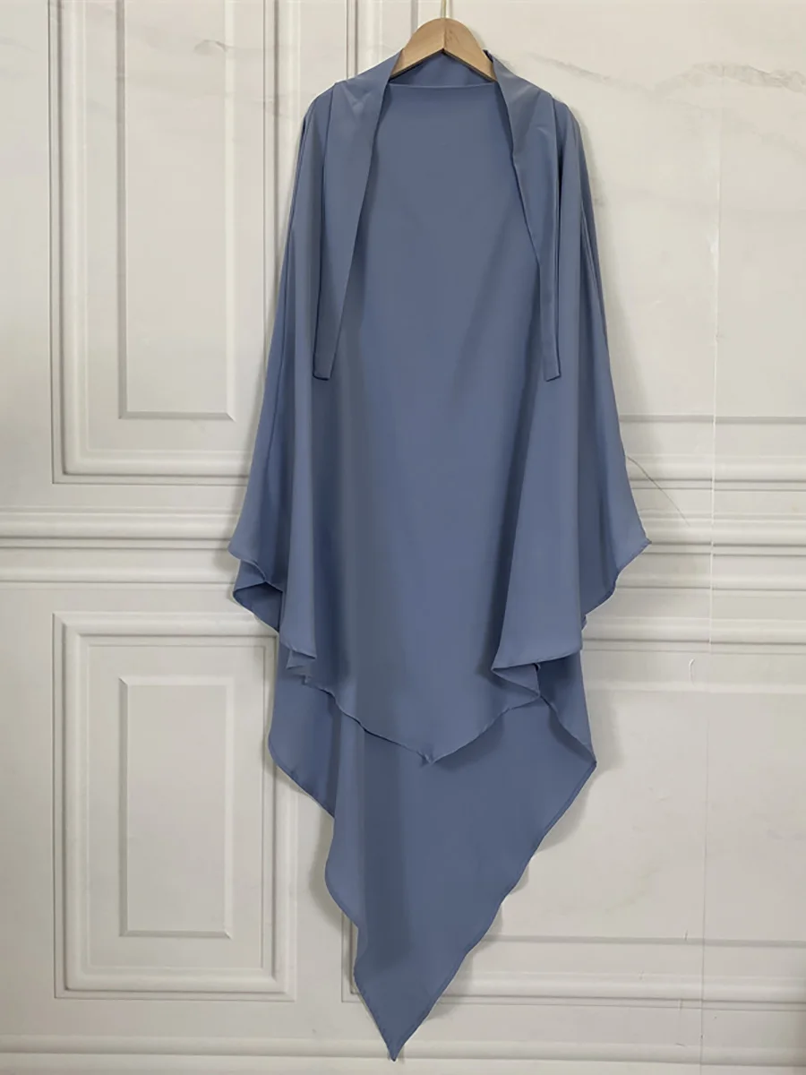 L Bleu