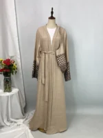 Abaya kimono luxe avec sac style Dubaï Ramadan chic