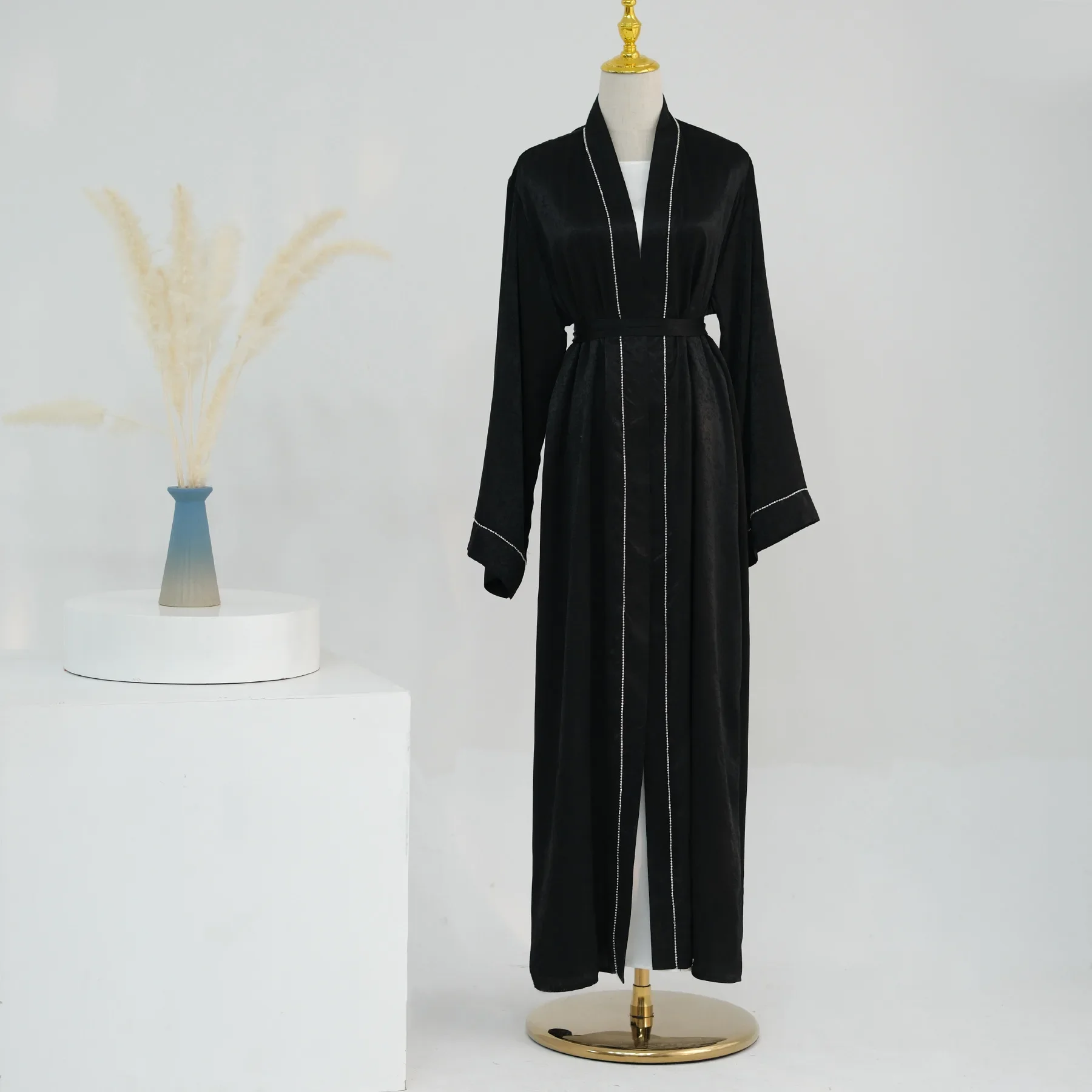 abaya noir