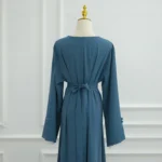 Abaya raffinée avec dentelle et ceinture élégante – Image 11