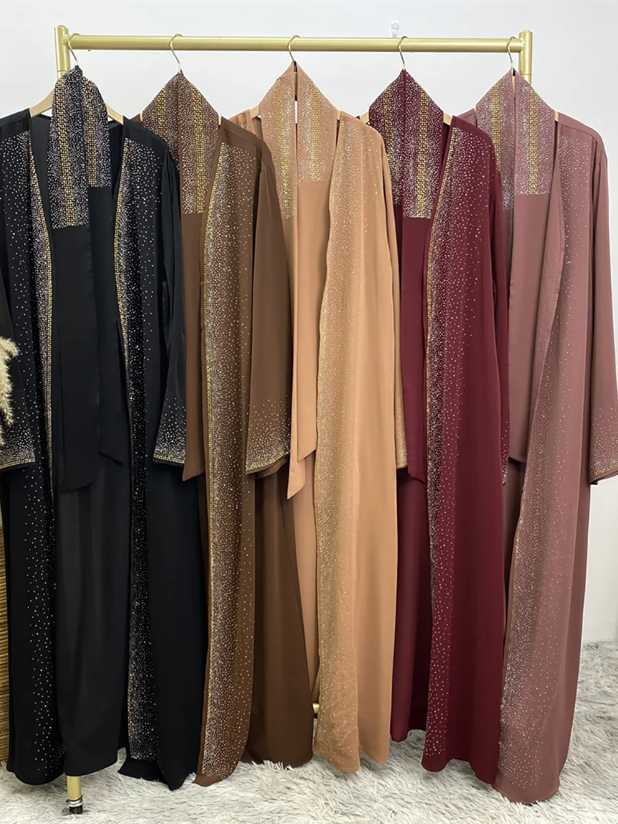 Abaya kimono luxe femme musulmane élégante et pudique